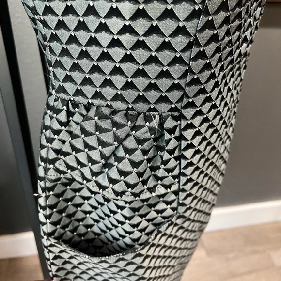 Boutique Dress with Pockets!! NWT​ - Picture 3 of 6